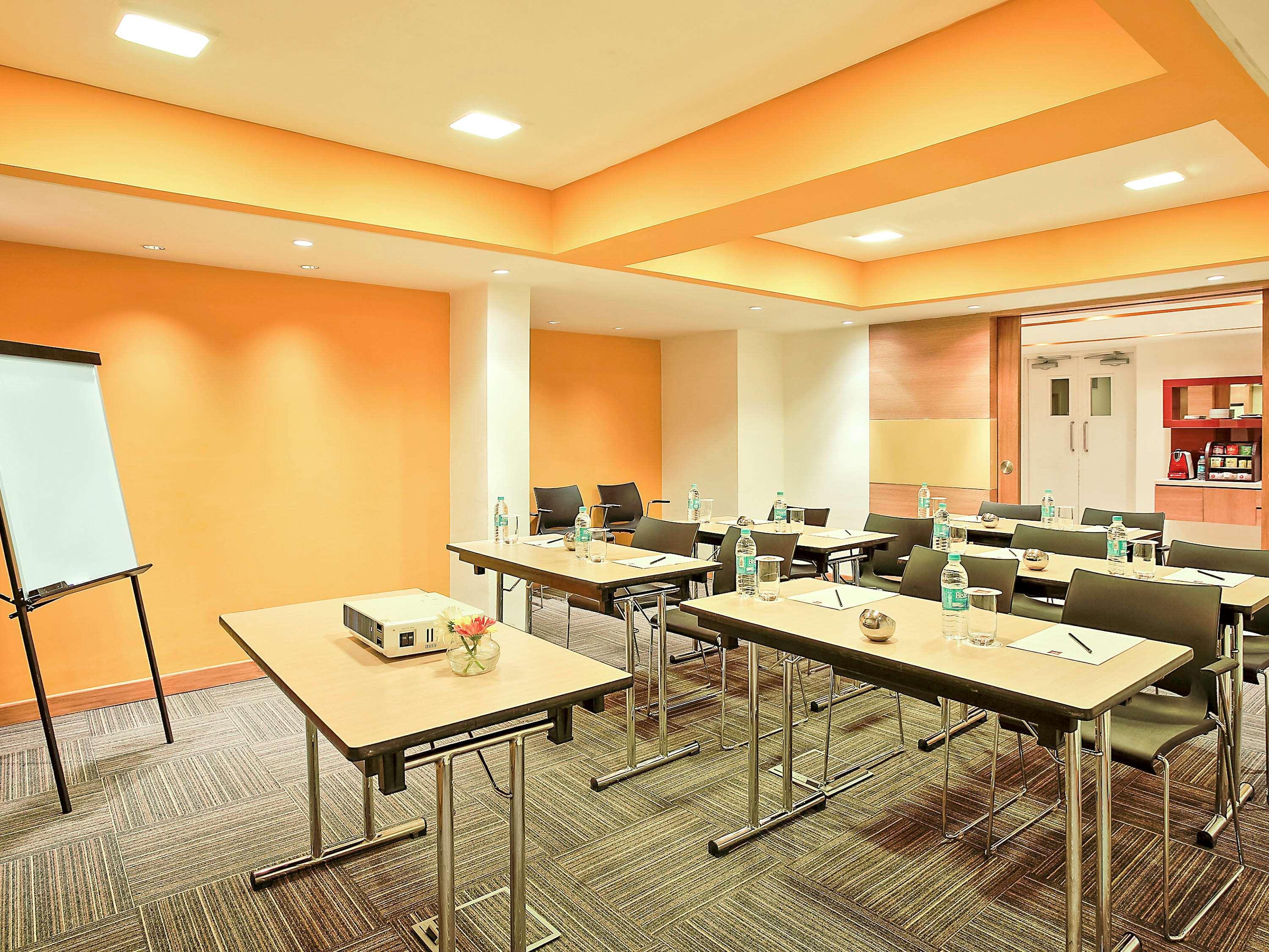 Ibis Navi Mumbai - An Accor Brand Hotell Exteriör bild