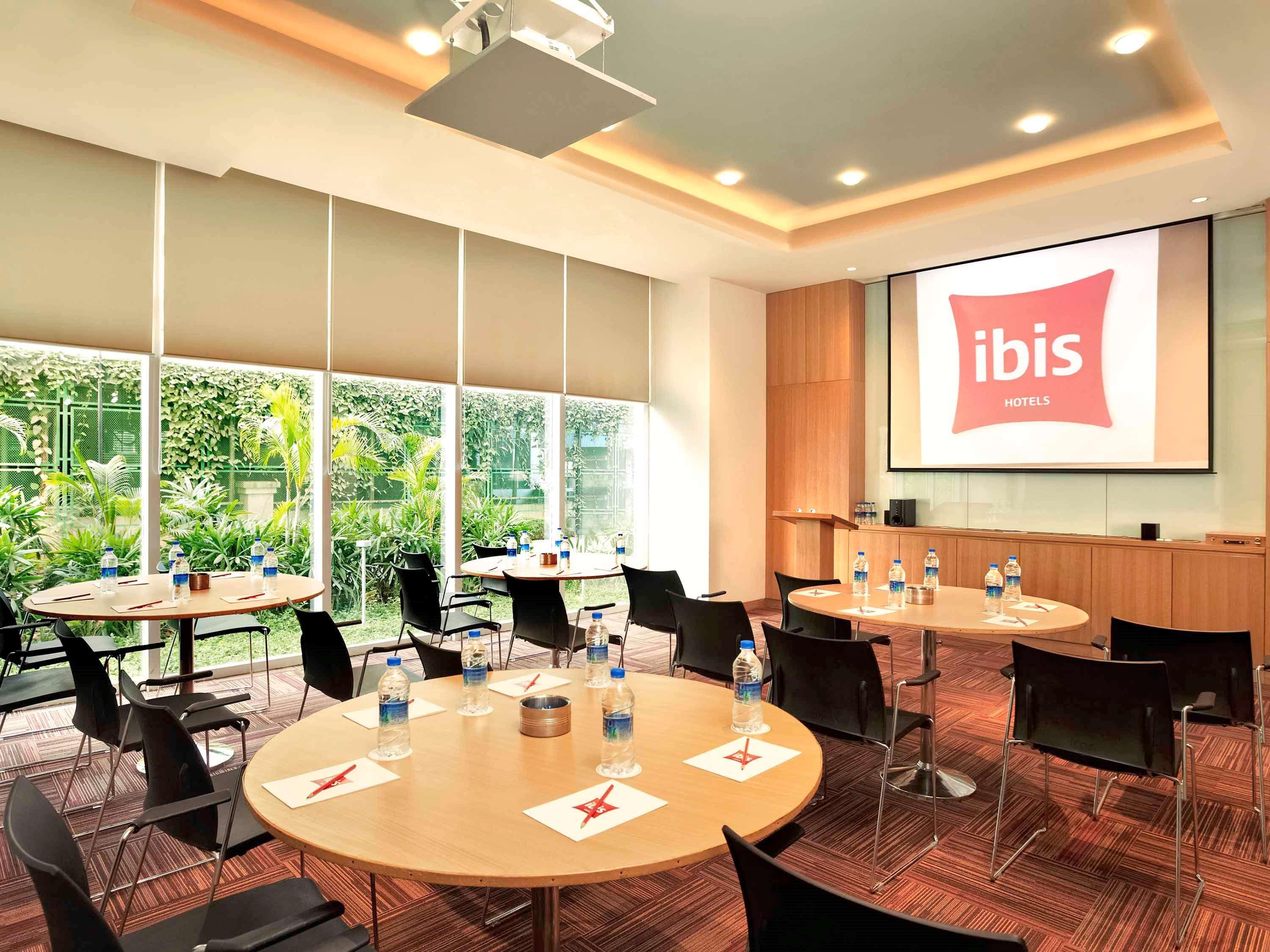 Ibis Navi Mumbai - An Accor Brand Hotell Exteriör bild