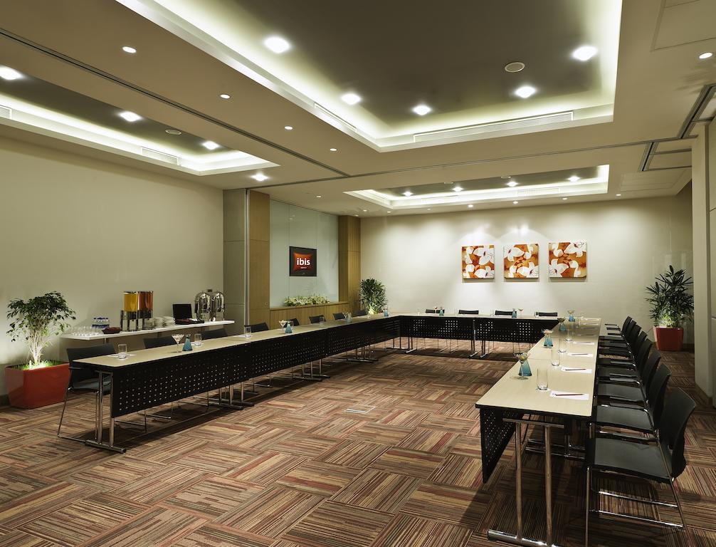 Ibis Navi Mumbai - An Accor Brand Hotell Exteriör bild