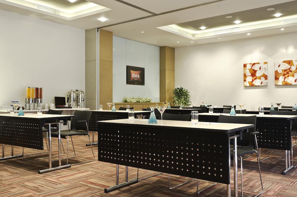 Ibis Navi Mumbai - An Accor Brand Hotell Exteriör bild