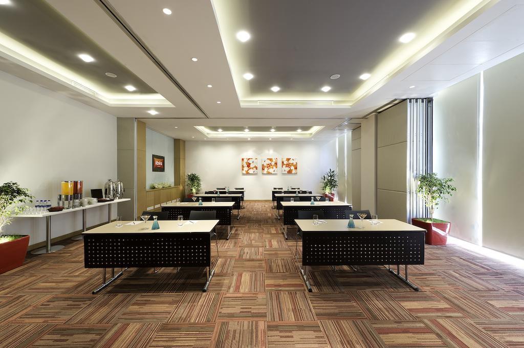 Ibis Navi Mumbai - An Accor Brand Hotell Exteriör bild
