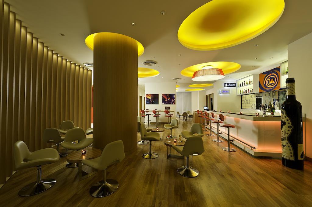 Ibis Navi Mumbai - An Accor Brand Hotell Exteriör bild