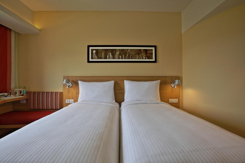 Ibis Navi Mumbai - An Accor Brand Hotell Exteriör bild