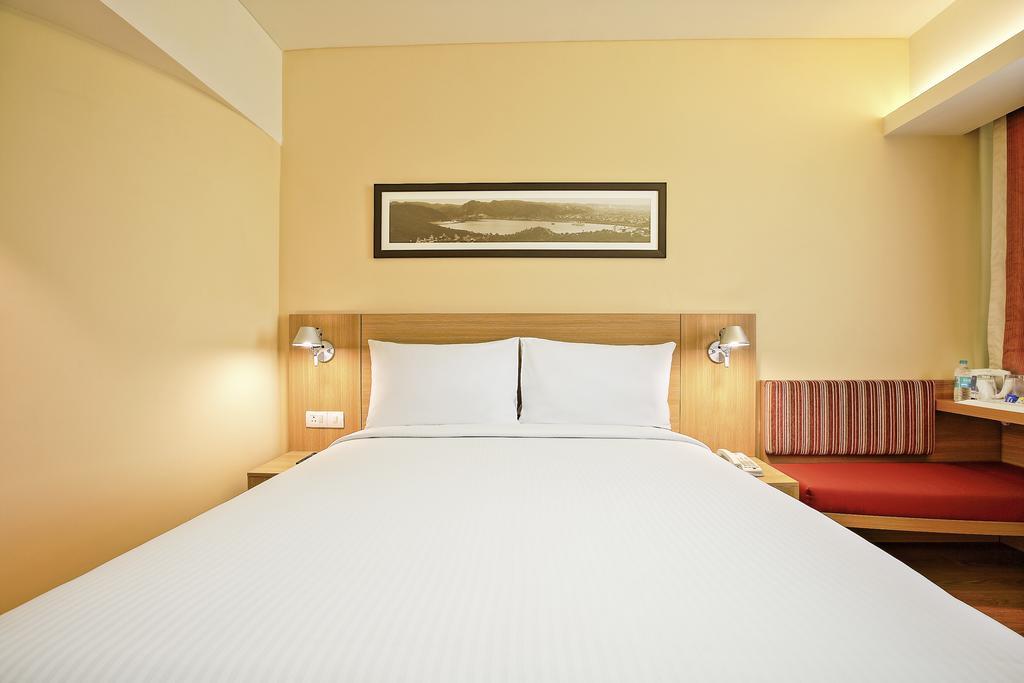 Ibis Navi Mumbai - An Accor Brand Hotell Exteriör bild